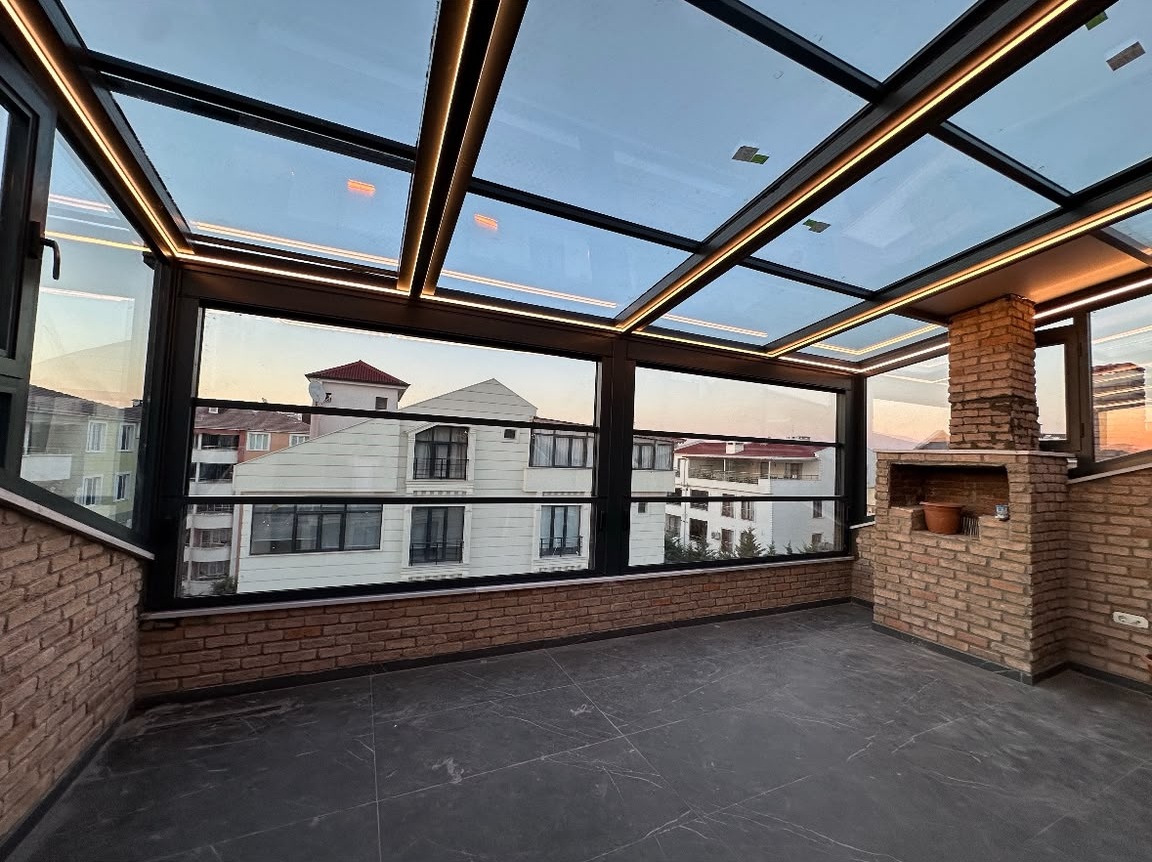 Açılır cam tavan, simetrik